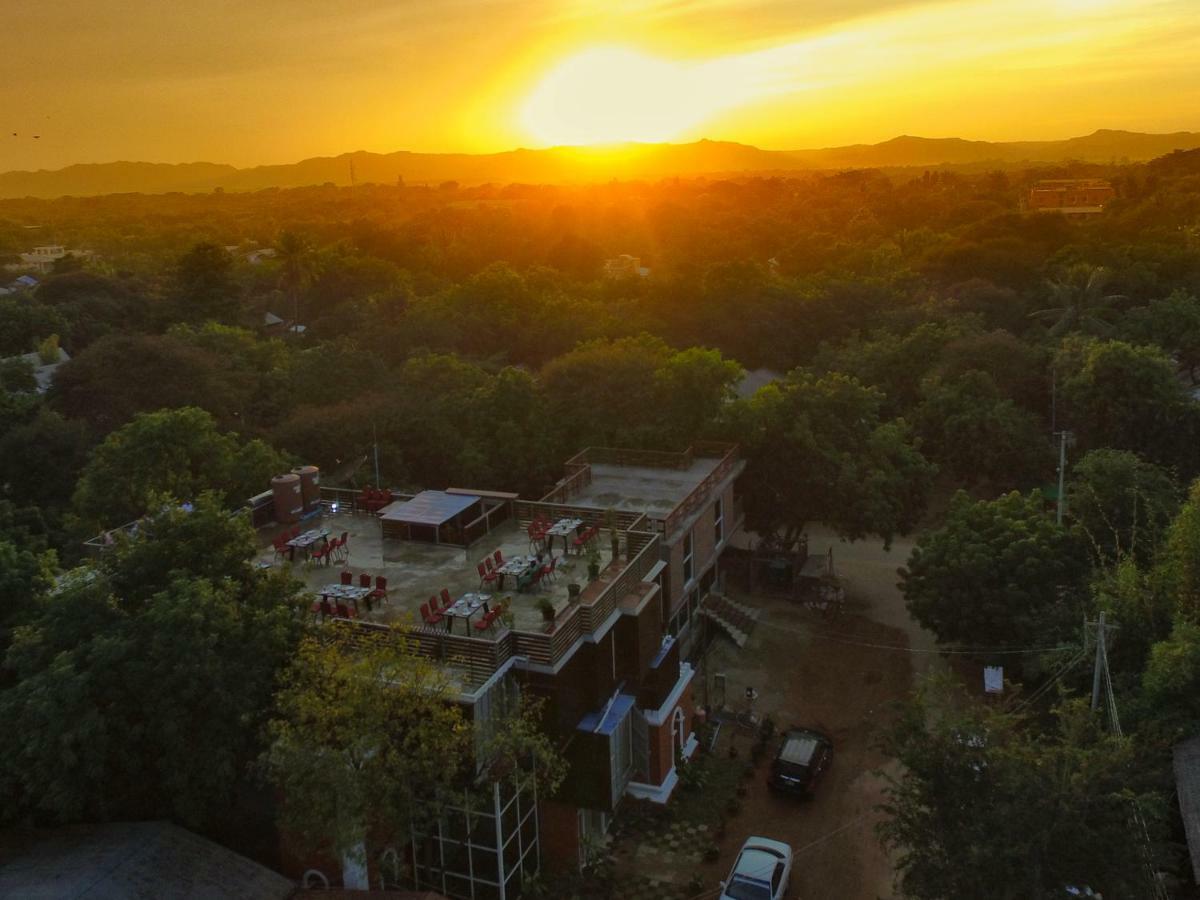 Eternal Lodge Bagan Exterior foto